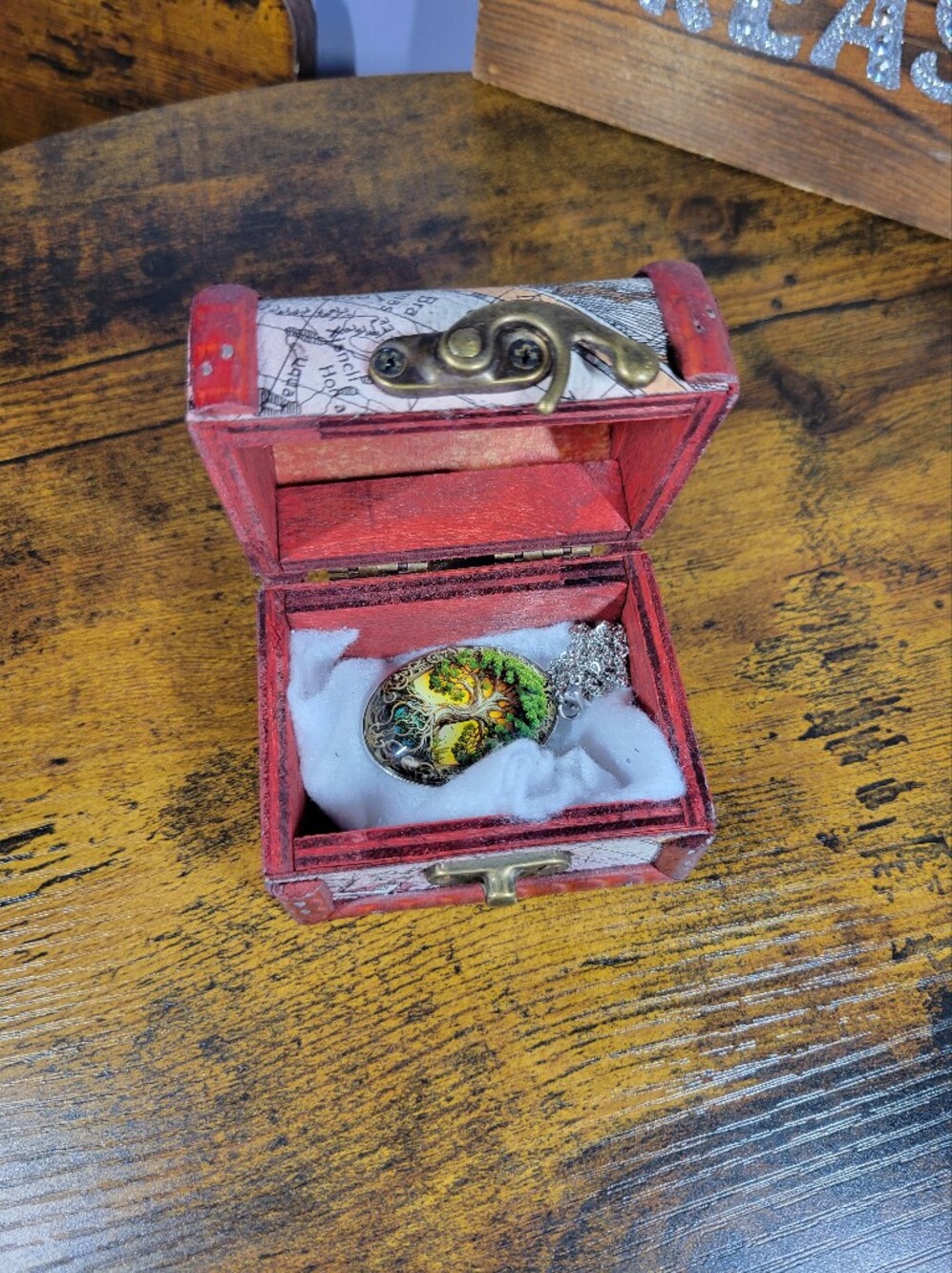 Vintage style Red Box with Tree of Life Pendant Necklace